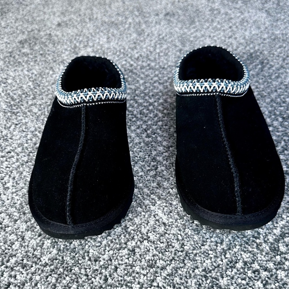 UGG Kids' Tasman II Slipper
100% Leather and textile